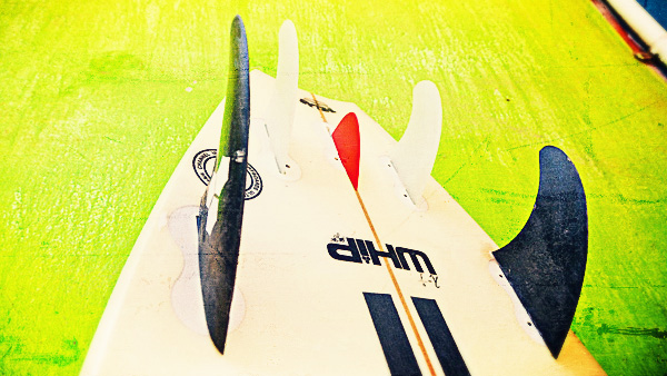 A basic quad-fin set up with a little red fin in the center, for stability